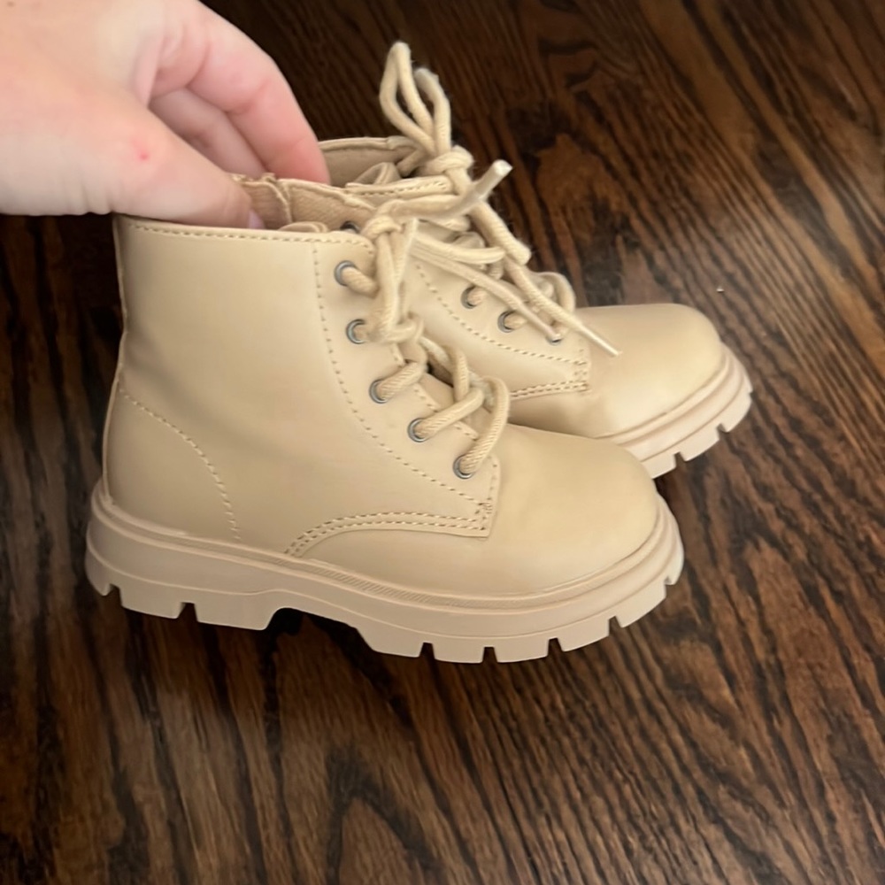 Zara beige combat boots